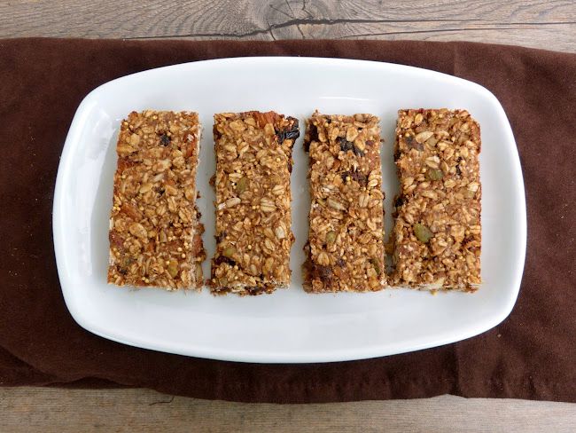 Chewy Almond Butter and Banana Granola Bars