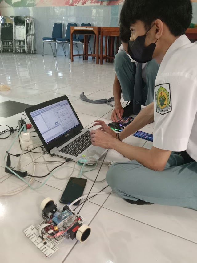 Wow Keren, Siswa Smantisa Ikut Kompetisi Robotik Nasional