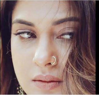 Why  Do  Indian  Women  Pierce  Their  Nose_ ichhori.com