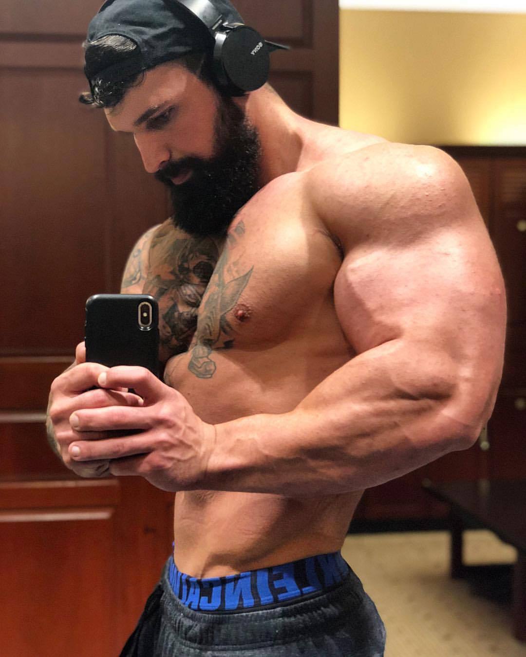 shirtless-huge-strong-muscular-hunk-tristan-james-sexy-bearded-gym-alpha-guy