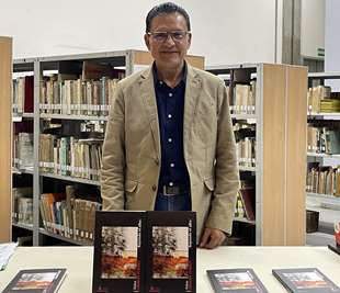El escritor Fabio Chacón presentó en Pereira su libro "Rayando el Alba"