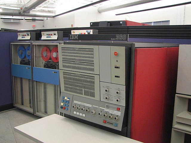 मेनफ्रेम कम्प्यूटर (Mainframe Computer)