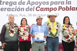 En Atlixco entregan programas para el campo.