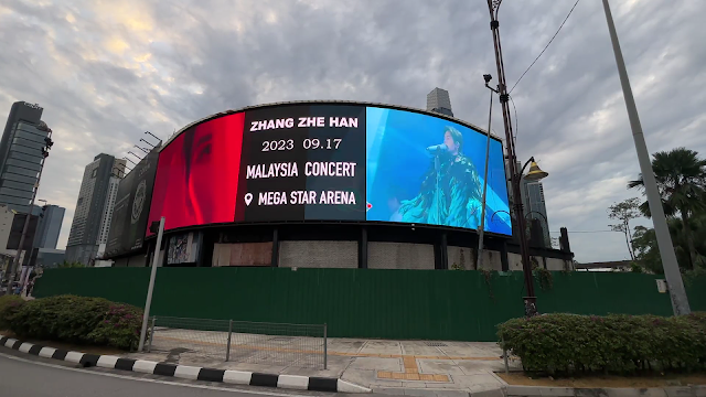 fans support ads, Nearby KLCC Digital Outdoor Advertising, KL City Centre Digital Billboard Ads, Nearby Berjaya Time Square KL City Centre DOOH Ads,