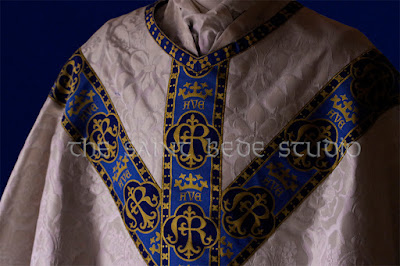 Marian vestments