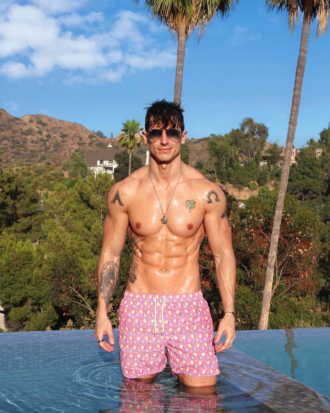 fit-shirtless-sexy-pool-guy-tyler-james-abs-tattoo-body