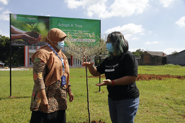 Schneider Electric kolaborasi dengan SMK di Indonesia untuk wujudkan lingkungan sekolah hijau