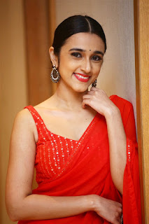 Nuveksha Cute Smile Image