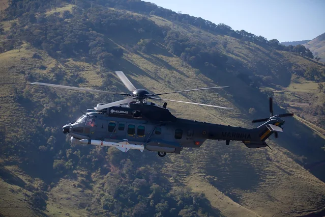 trực thăng chiến đấu AH-15B đầu tiên