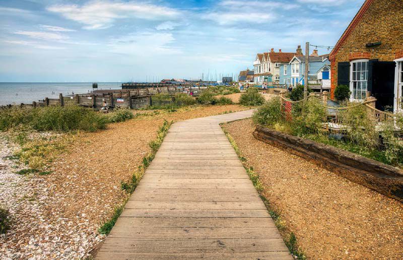 5 Coastal Walks with Pubs in Kent