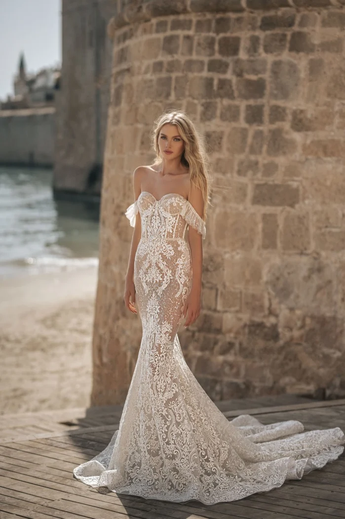 PRIVÉE BY BERTA NO. 7 FALL/WINTER 2022 COLLECTION