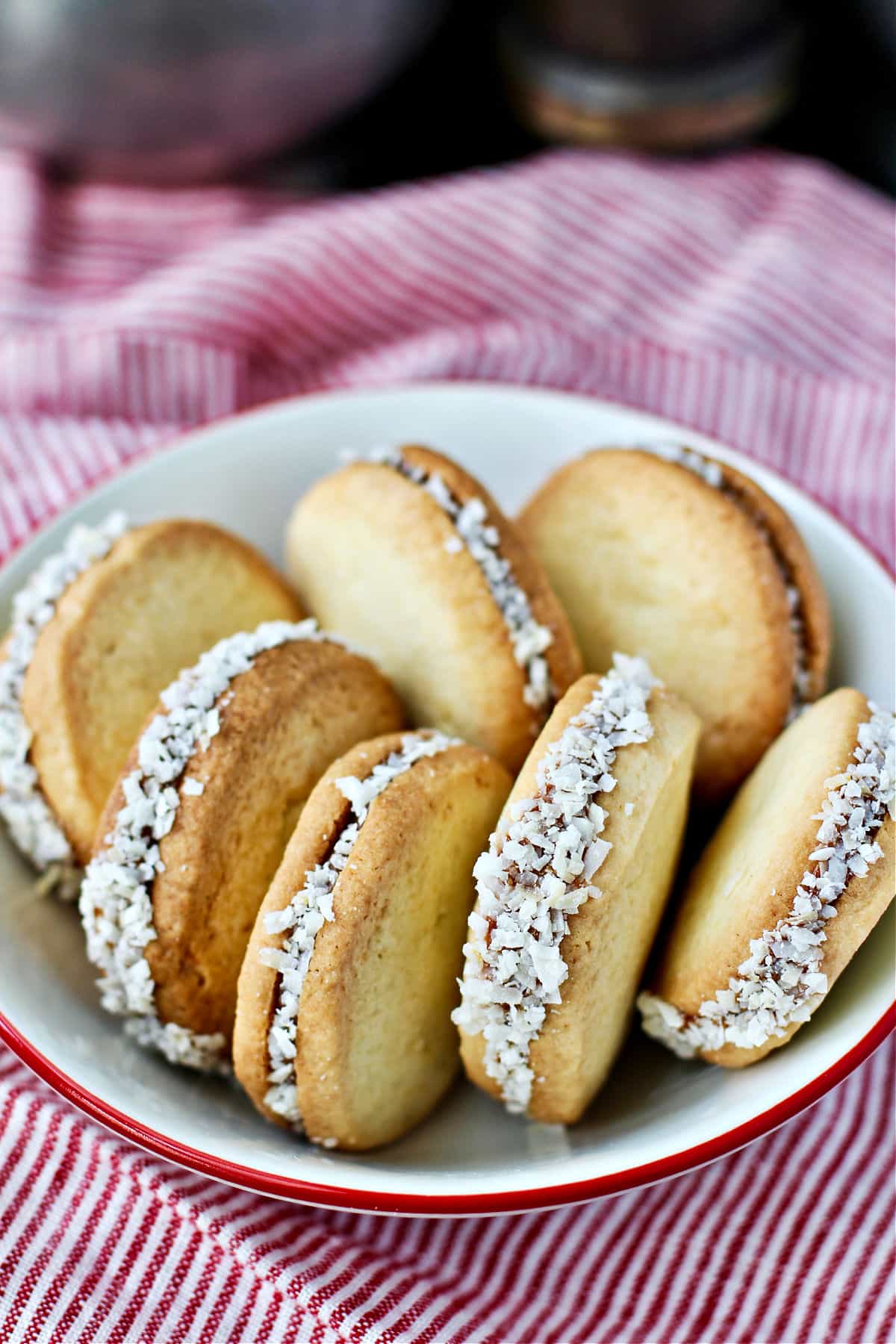 Cookies in a bowl