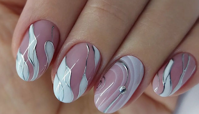 Manicure fashion trends for 2022