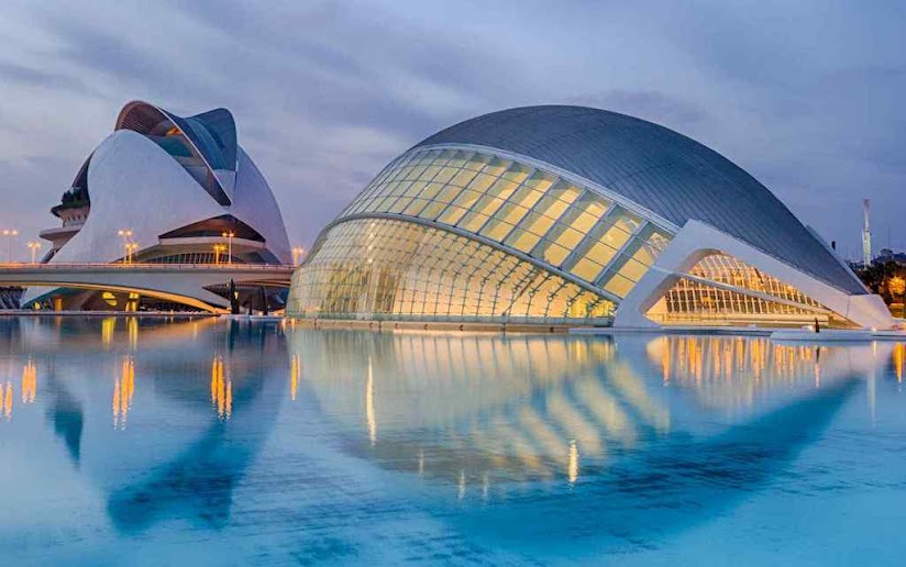 O Museu das Artes e Ciências é um ícone de Valencia que pagou muitas centenas de milhões de euros. Mas não serve.jpg