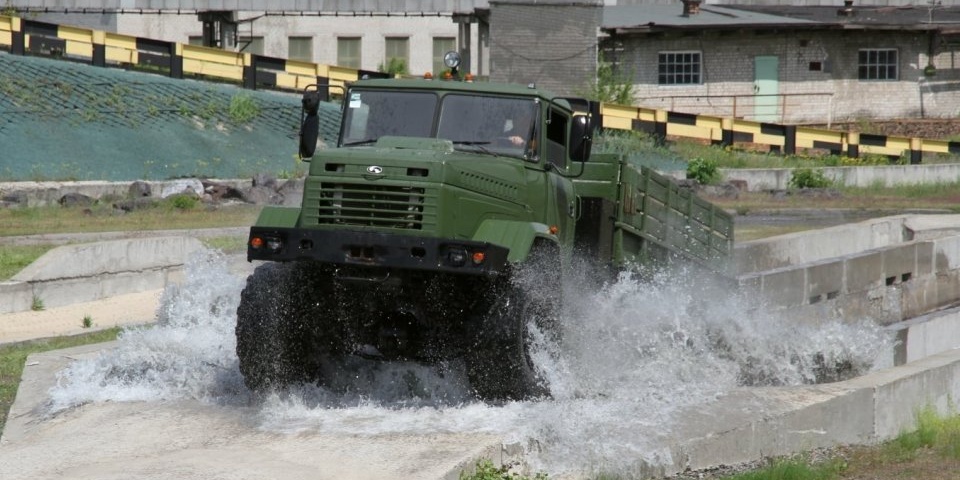 КрАЗ вже традиційно провалив оборонне замовлення