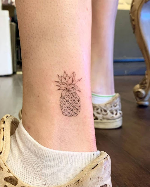 59 mini tatuagens femininas para quem ama o verão