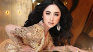 Heboh Penampilan Dewi Perssik di Atas Panggung Dinilai Terlalu Vulgar, Netizen: Jualan Ini Emang Laris