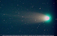 kometa C/2021 A1 (Leonard) sfotografowana 20.12.2021 r. ze Swan Hill w Australii. Według relacji osiągnięta została jasność 2 mag. Teleskop RASA 11" f/2.2 + Canon 6D, pole widzenia 1 st., eksp. 3 minuty. Credit: Michael Mattiazzo.
