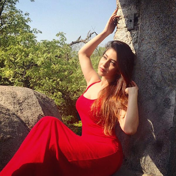 Sonarika Bhadoria red dress sexy body hot photos