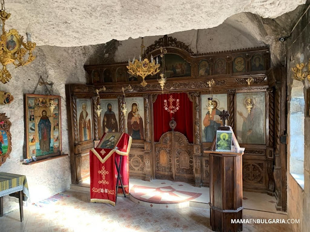 turismo ruse monasterio Basarbovo