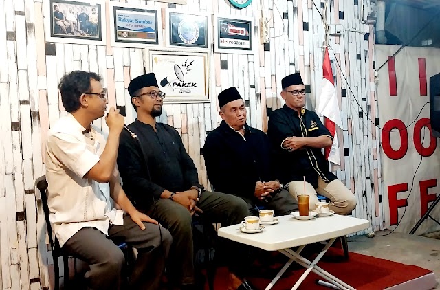 Debat Sengit, Datuk Bicara Parlemen.