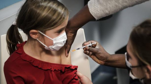 Covid-19 : Six enfants reçoivent « par erreur » une dose trop forte de vaccin Pfizer dans un vaccinodrome du Mans