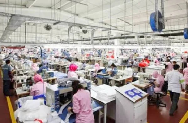 مصانع الملابس في البحرين