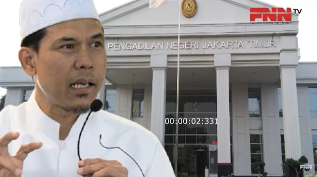 Munarman mencecar saksi yang dihadirkan Jaksa Penuntut Umum dalam persidangan yang berlan MUNARMAN MENCECAR SAKSI... DAGELAN BENER