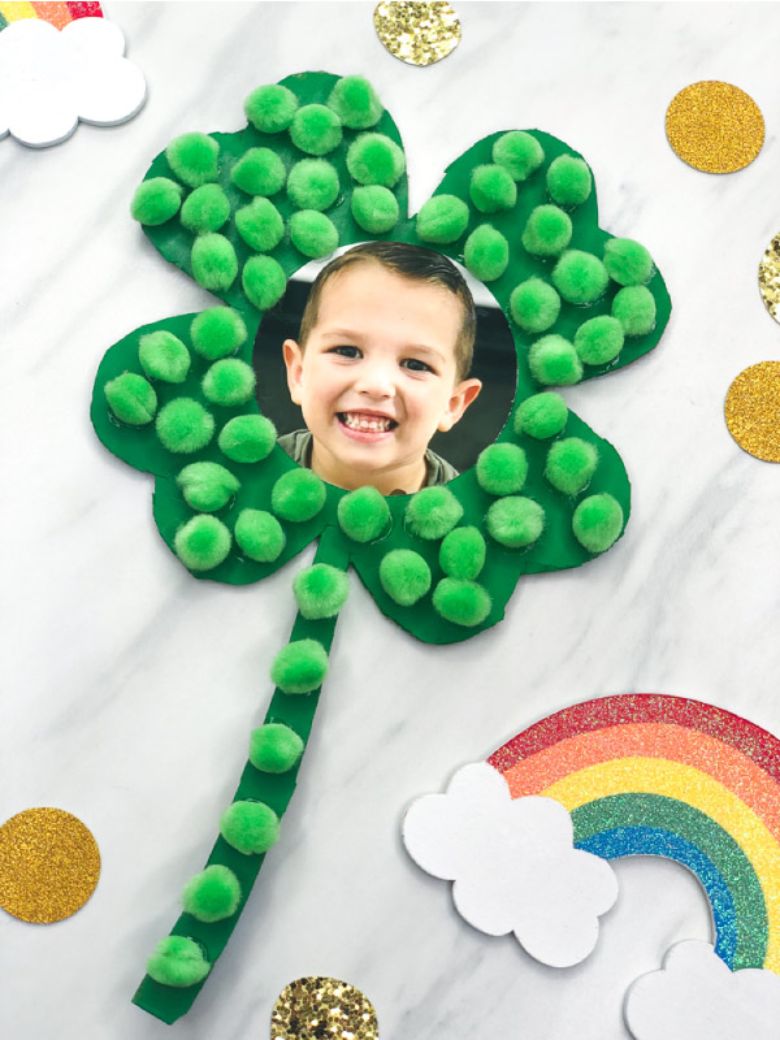 photo shamrock craft for kids