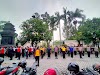 Peringati HUT Satpam ke-41, Sat Binmas Polres Tulungagung Bersama Satpam Bersihkan TMP