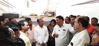 अमरवाड़ा विधायक राजा कुंवर कमलेश शाह ने सिंगोडी के प्रसिद्ध मूर्ति कार पवन प्रजापति की सराहना की दिया आशीर्वाद