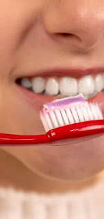 Teeth Whitening with Toothpaste