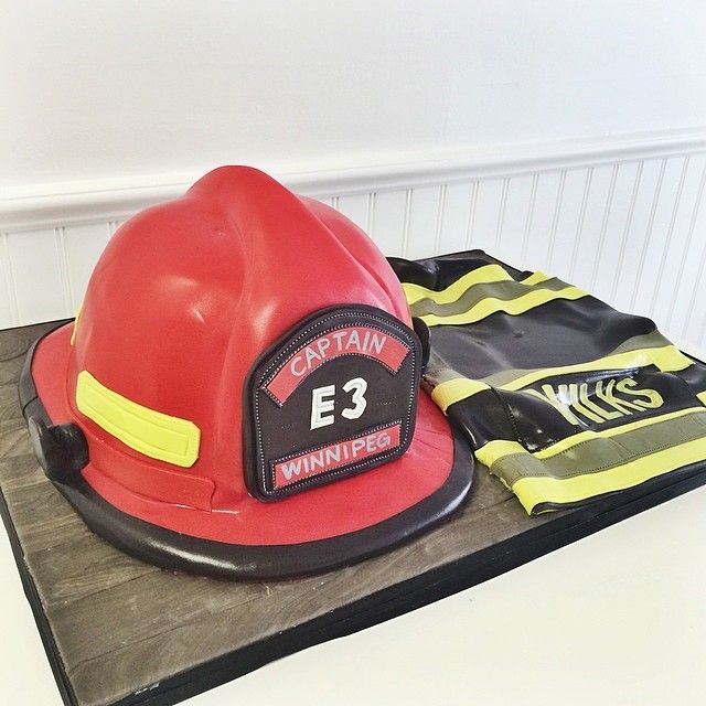 firetruck birthday cakes