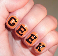 Uñas geek decoradas