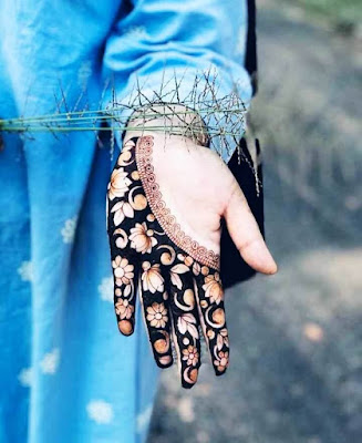 Mehndi Designs For Karwa Chauth