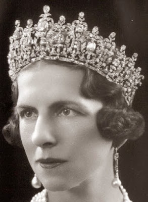 diamond tiara queen sophia greece helen romania