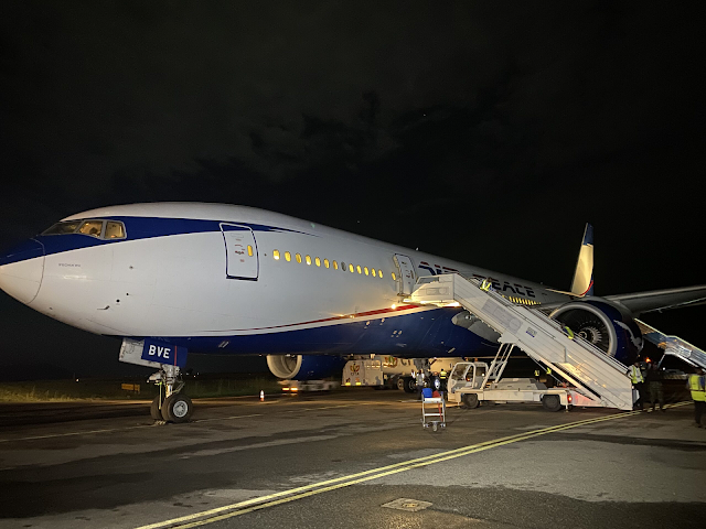 Air Peace on ground with Nigerian Evacuees