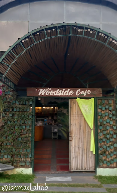 Woodside Cafe