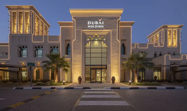 Dubai Holding Company is conducting a huge recruitment process in various specializations for all nationalities in the Emirates شركة Dubai Holding تجري عملية توظيف ضخمة في مختلف التخصصات لجميع الجنسيات في الامارات