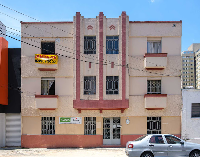 Centro dos Ferroviários Paraná Santa Catarina, na Av. Visconde de Guarapuava