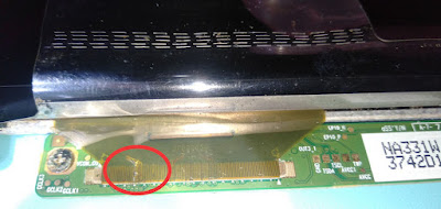 Semut mati di dalam komponen TV LED