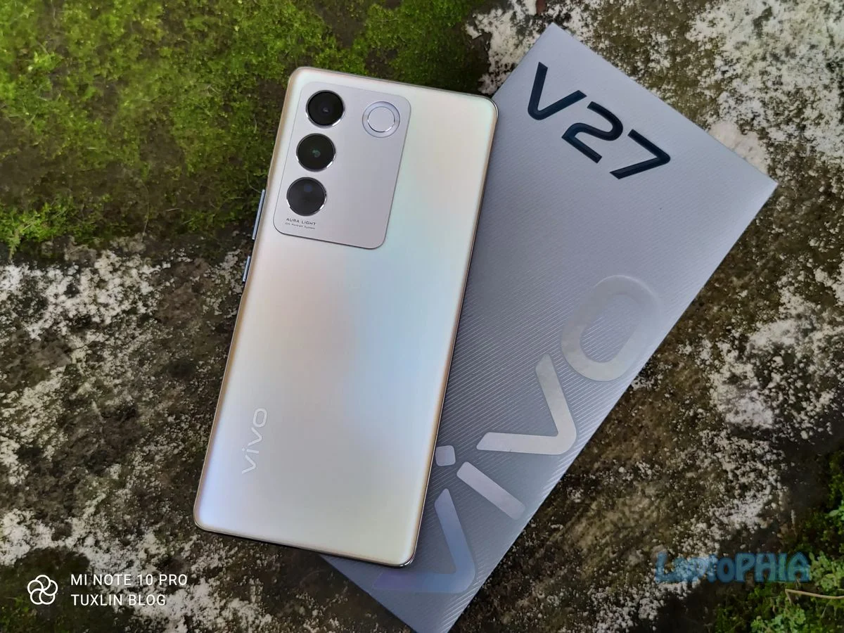 Desain Vivo V27 5G