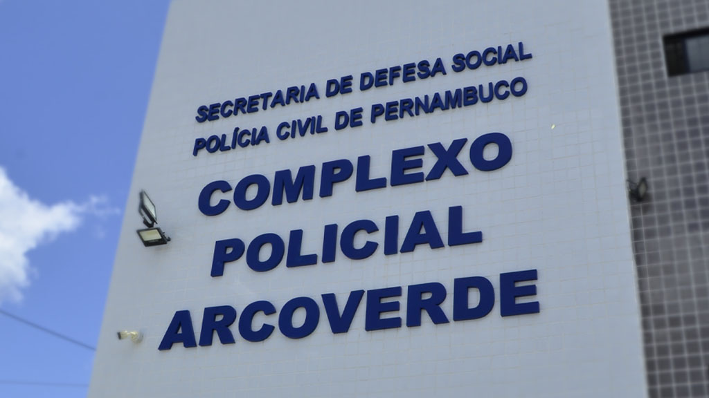Em Arcoverde, homens são detidos pela PM após não pagarem conta em bar