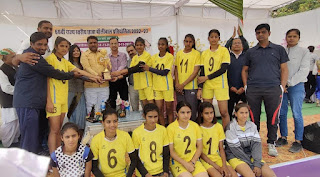 राज्य स्तरीय 19 वर्ष छात्रा वालीबॉल प्रतियोगिता में भीलवाड़ा टीम उपविजेता बनी!