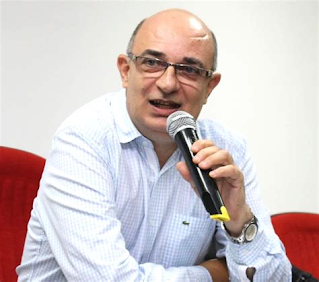 Prof. Dr. Durval Muniz