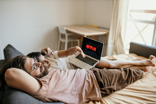 Netflix está a testar taxa extra para partilha de contas fora de casa