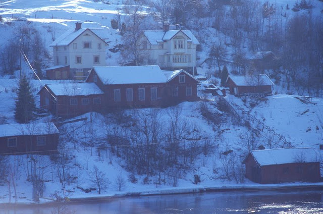 Munthers båtbyggeri strax innan sista ekan åkte ner i älven 1987.