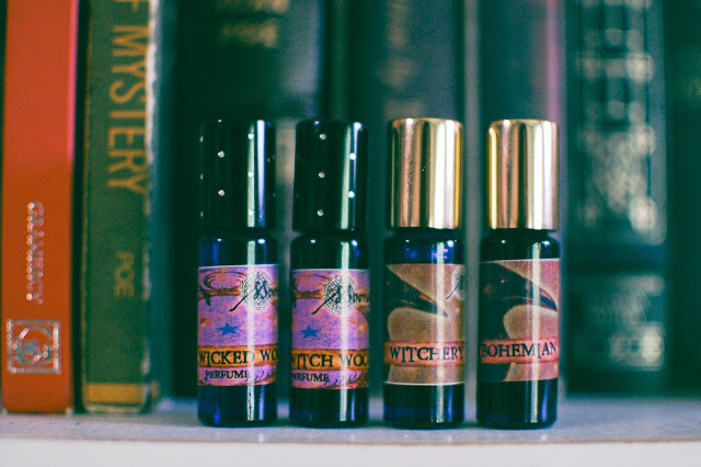MoonaLisa: Various 5ml Perfumes