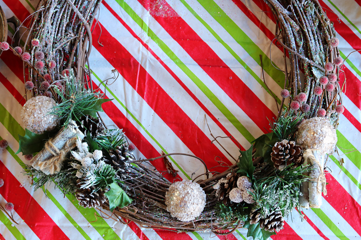 Holiday-Christmas-DIY-Easy-Wreath
