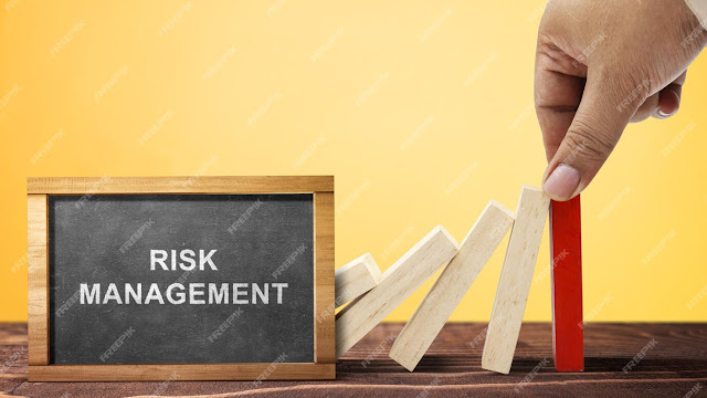 ما الهدف من إدارة المخاطر؟